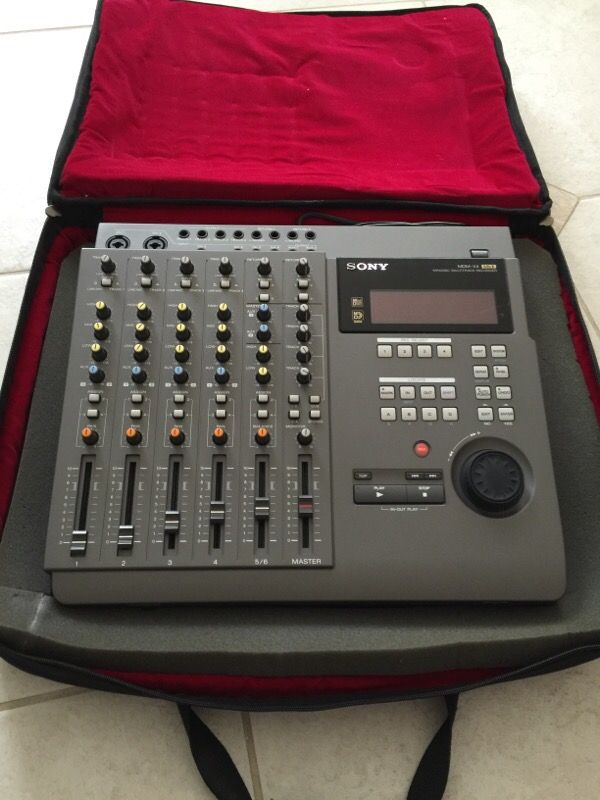 Sony MDM X4 Minidisc Multitrack Recorder for Sale in Las Vegas, NV