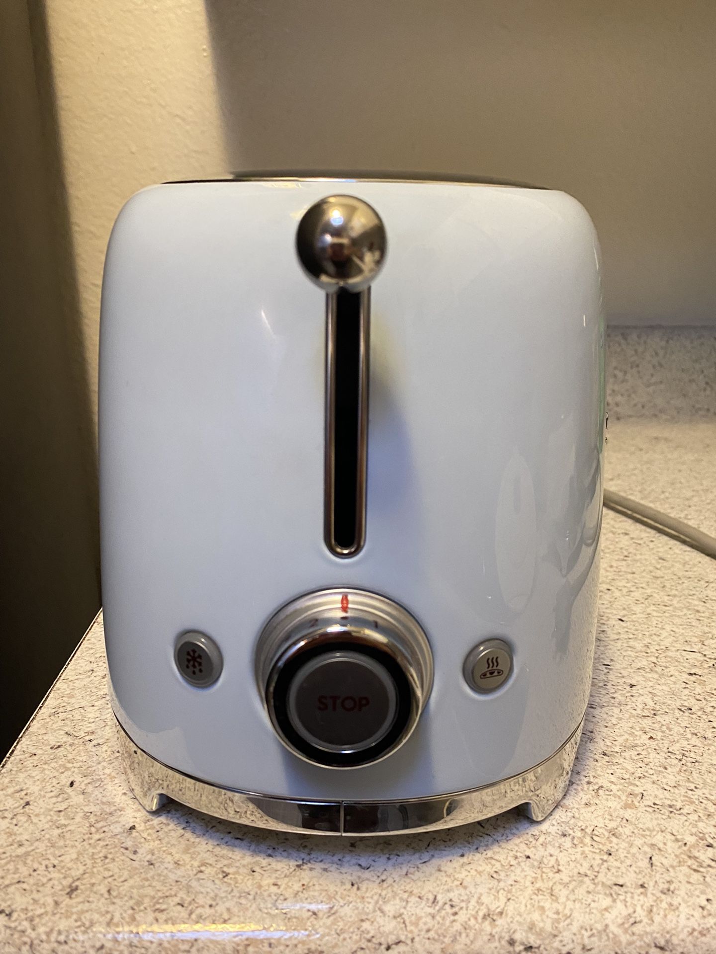 SMEG Toaster 2 Slices Pastel Blue for Sale in Los Angeles, CA OfferUp
