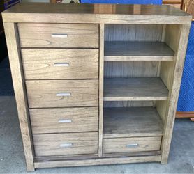 6 Drawer 2 Shelf Gentleman’s Dresser