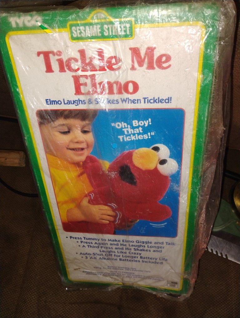 Vintage Tickle Me Elmo