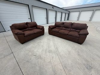 Couch & Loveseat(FREE DELIVERY‼️)