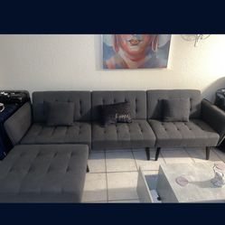 grey couch/ futon