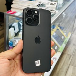 iPhone 15 pro max 256GB unlocked