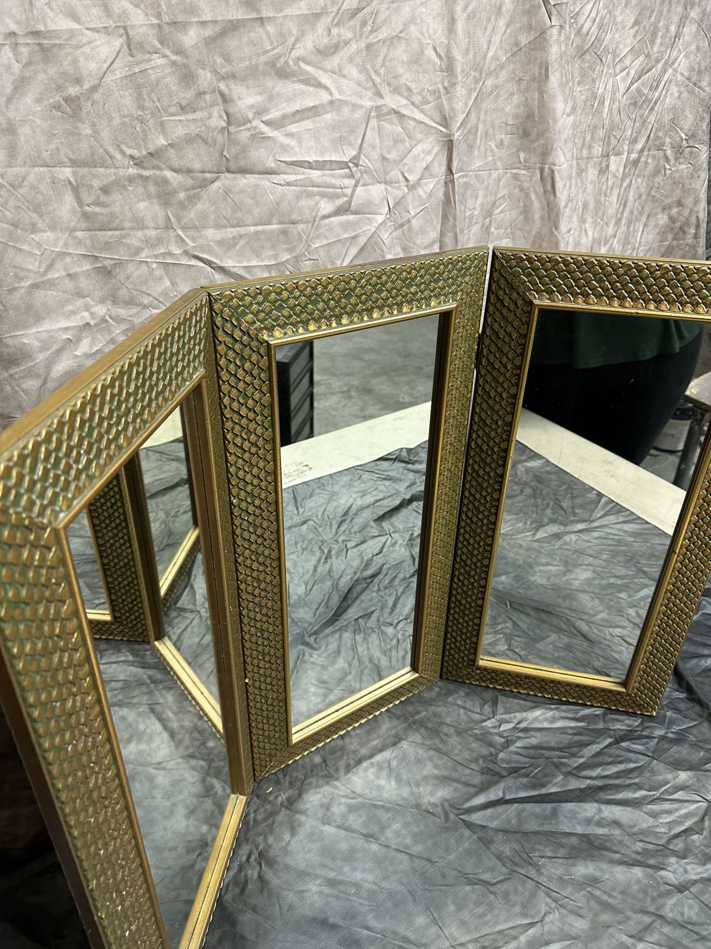 Vintage Trifold Mirror