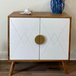 White Modern Cabinet