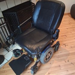 Wheelchair 