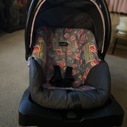 Newborn Car seat