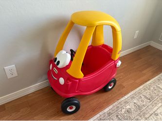 Little Tikes Cozy Coup Car