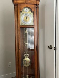 Howard Miller Clock