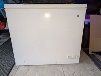 GE Chest Freezer