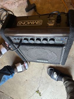 BEAUTIFUL SIMMONS SPEAKER WORKS GREAT