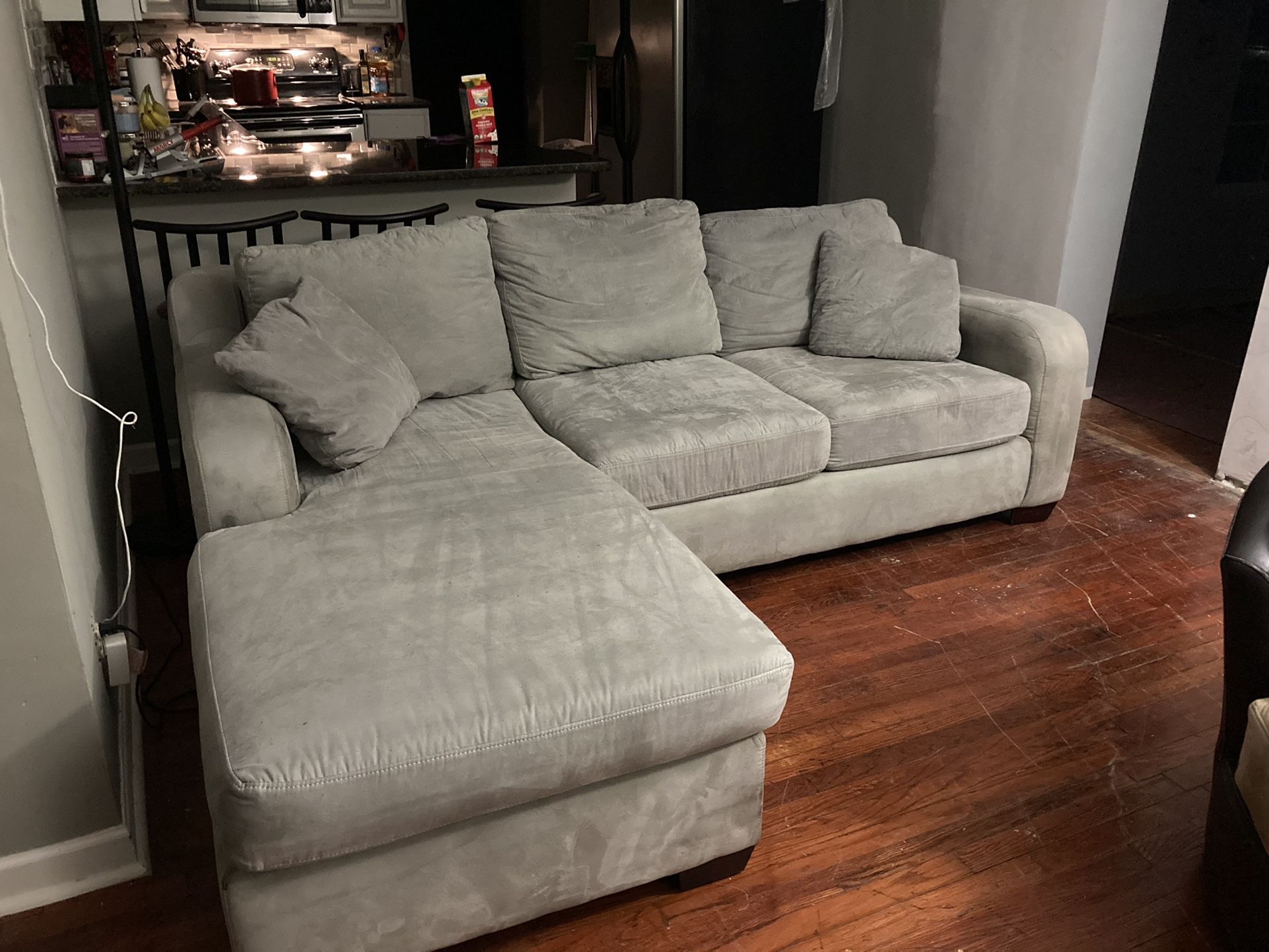 ROOMS TO GO MINT GREEN SECTIONAL $299 OBO...ALL OFFERS WELCOME!!!