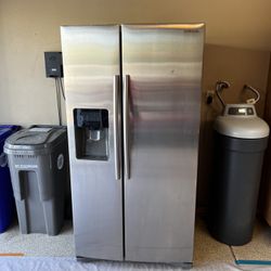 Samsung Refrigerator 