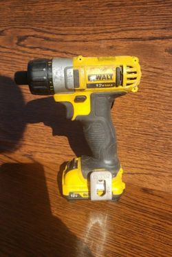 Dewalt 12 V Cordless Drill And Battery