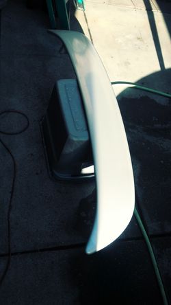 Stock wing 98 mustang