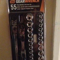 GEARWRENCH ...55 PIECES 