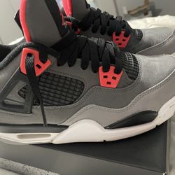 Jordan Retro 4