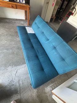 Foldable Couch/Sofa