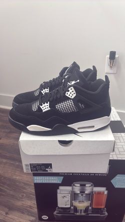 Jordan Retro 4