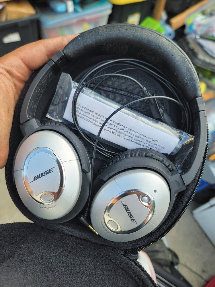 Bose Head Phones Wired