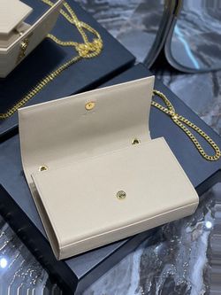 Saint Laurent Kate Medium Chain Bag in Grain De Poudre Embossed  Leather-White Leather Type: Grained Calfskin Hardware: Gold…
