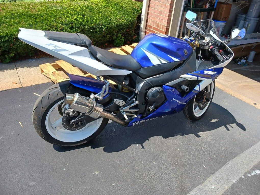 2002 Yamaha R1 Yzf