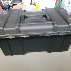 22" Husky Tool Box