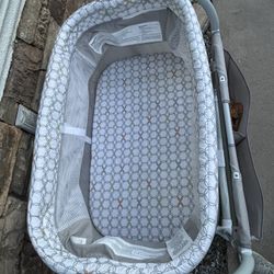 Bassinet Y Silla Mecedora Rocking Chair 