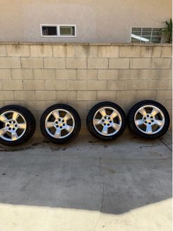 Stock Chevy Silverado wheels and tires