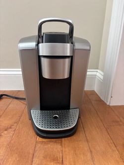 Keurig K Elite (makes iced and hot coffee)