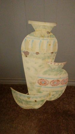 Metal Pottery 3'x2' $20