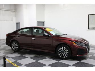 2025 Nissan Altima