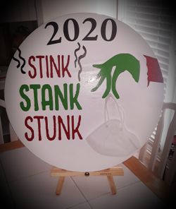 Door hanger, wall accent Christmas decor. If it's posted it's available.