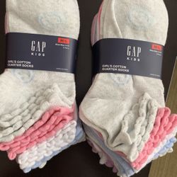 Brand New GAP Kids - Girls Quarter socks - 8 Pairs 