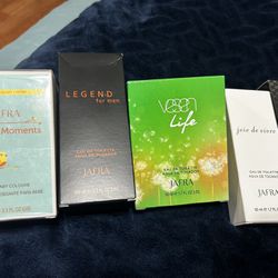 Perfumes De Jafra $15 Cada Uno.