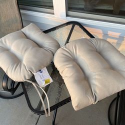 Pillows 18 in x 20 in