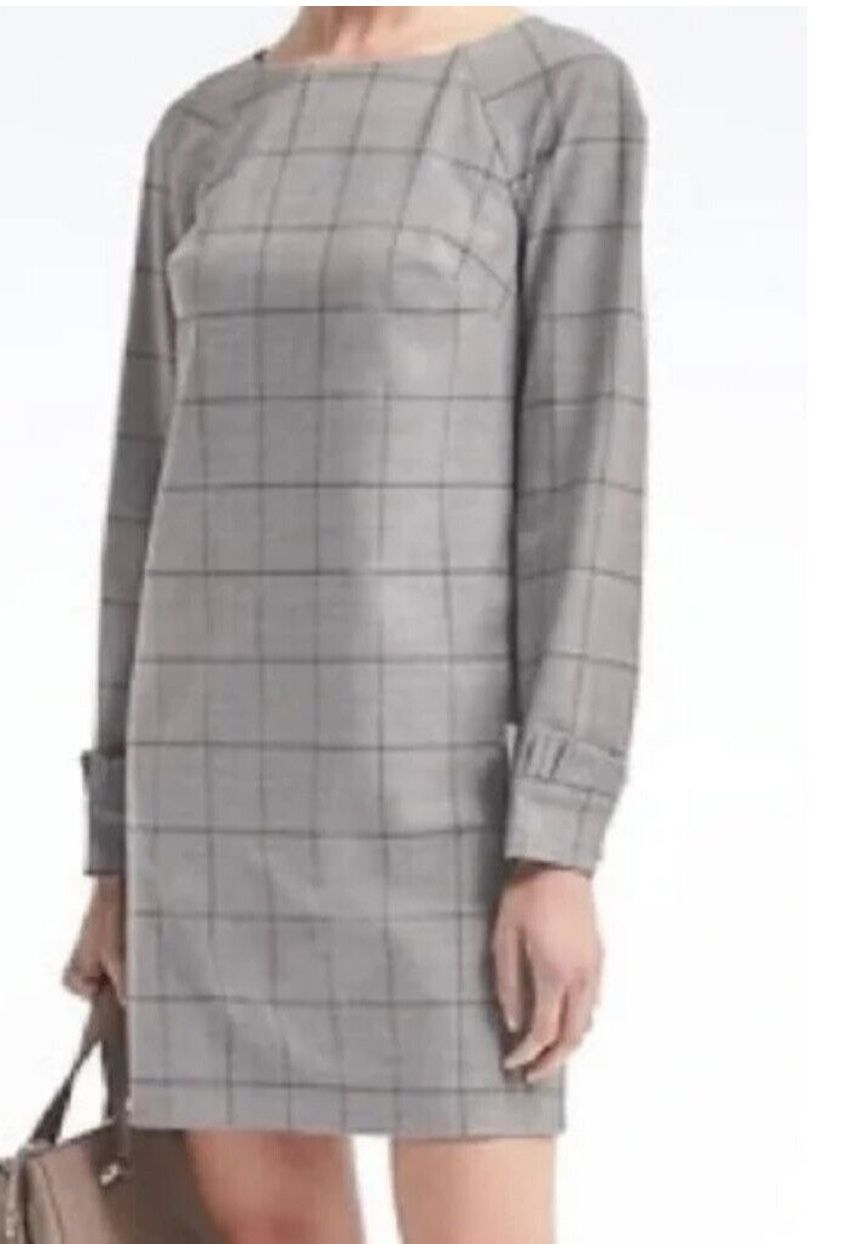 Banana Republic gray windowpane check dress. Size 4
