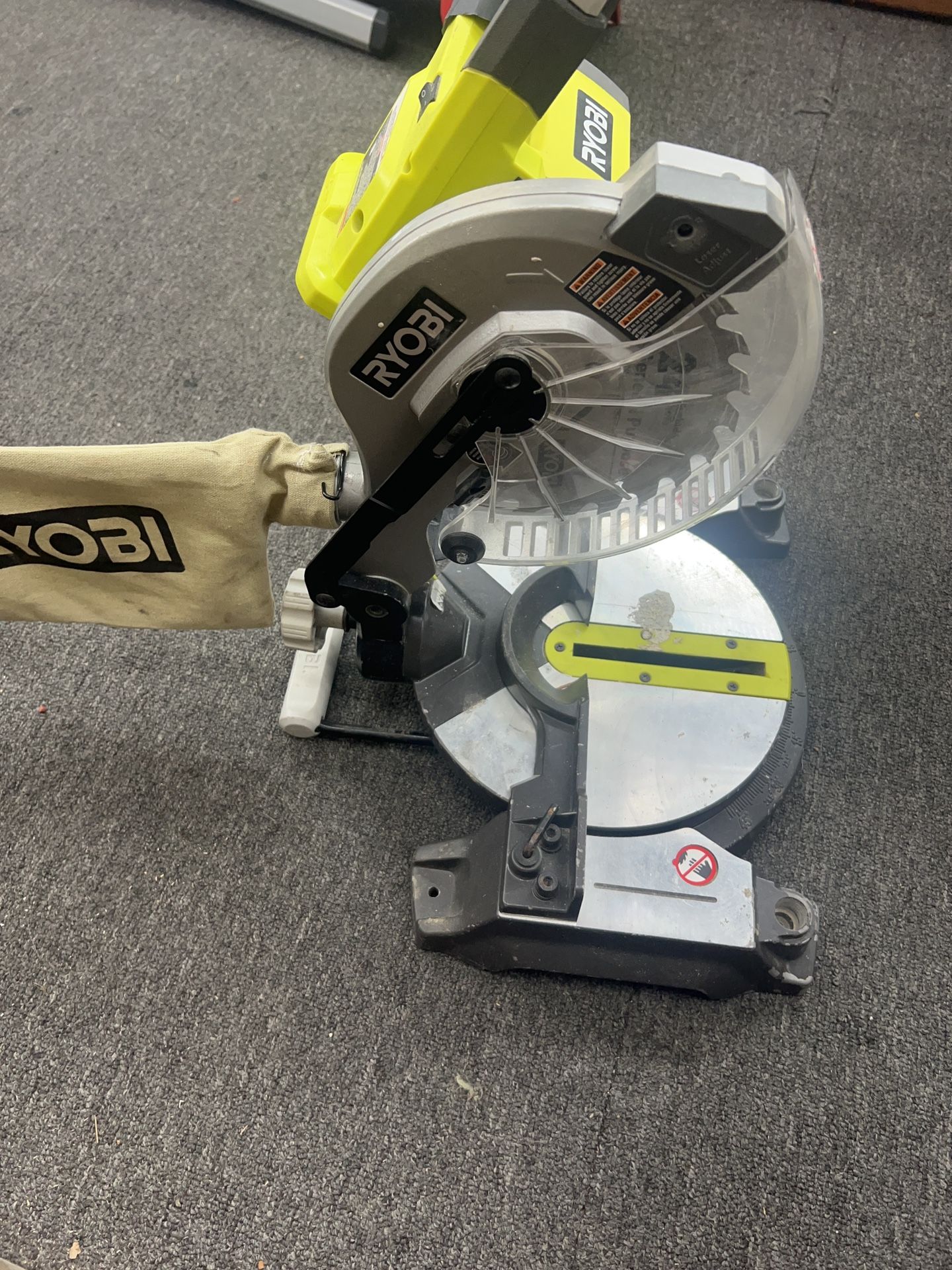 Ryobi Miter Saw (P552)