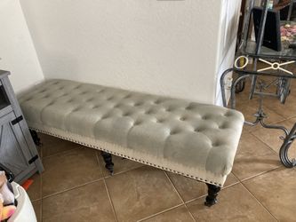 Upholstered Bedroom Bench/Ottoman 
