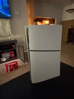 Ps5 to sale Everything works, it has no control