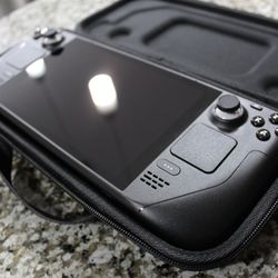 Steam Deck 64GB + Original Case + Original Charger