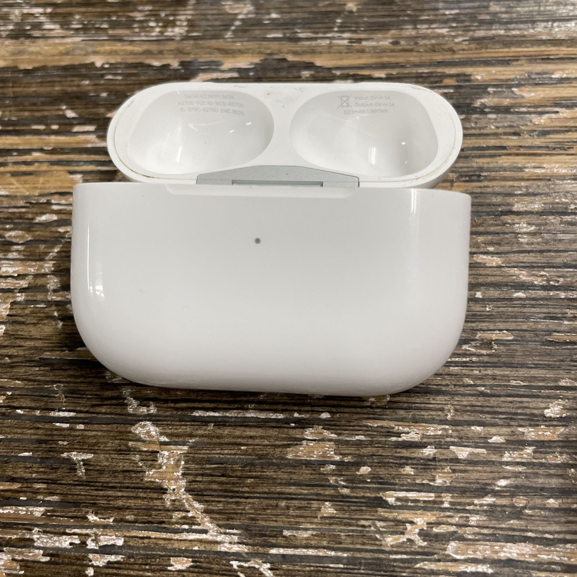 AirPods Pro Charging Case 1st Gen $35