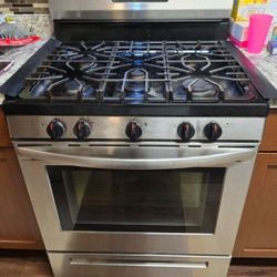 Frigidaire Appliance Set