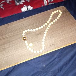 Vintage Faux Pearl Necklace 