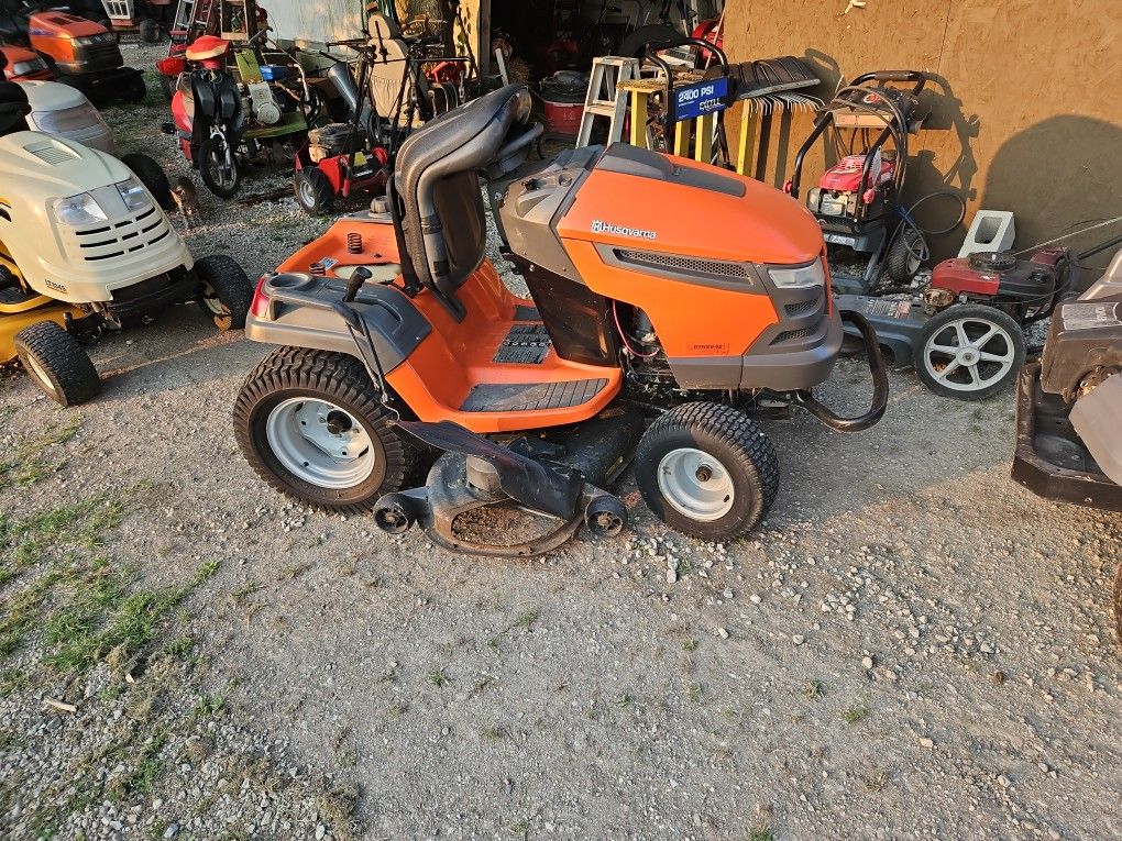 Husqvarna GTH2648