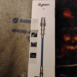 Dyson Cordless V11 Vacuum Brand New