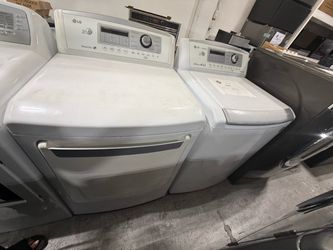 LG Washer and Dryer Set White