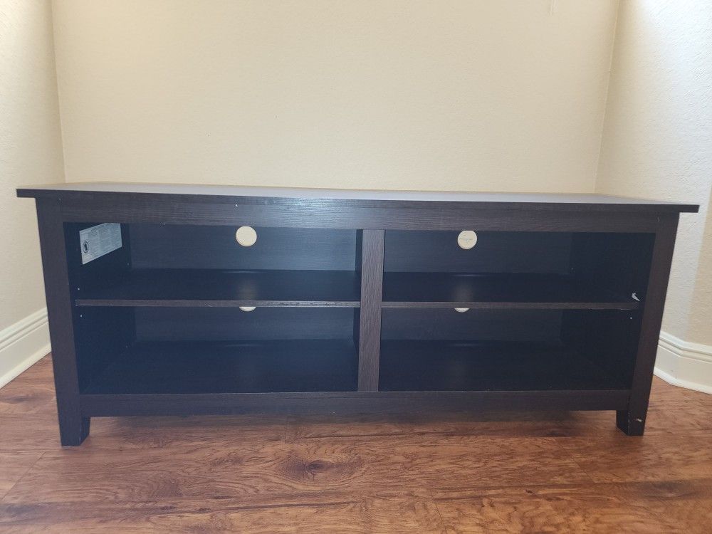 Tv table