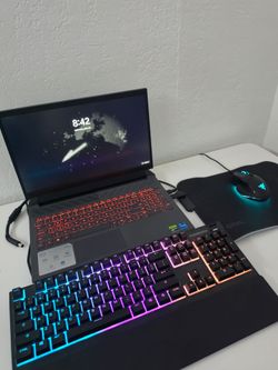 Dell g15 5530 como nuevo