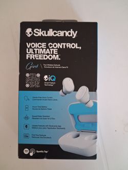 Skullcandy earbuds